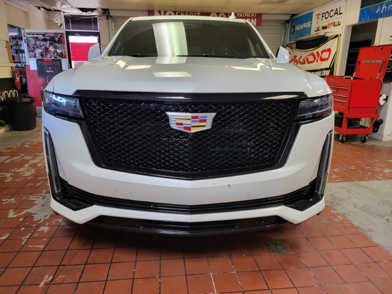 Image for 20 Cadillac Escalade